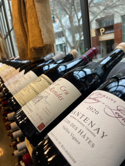 WALL OF BURGUNDY